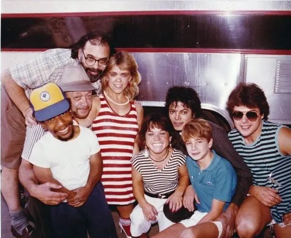 Where is Michael Jackson’s left hand?